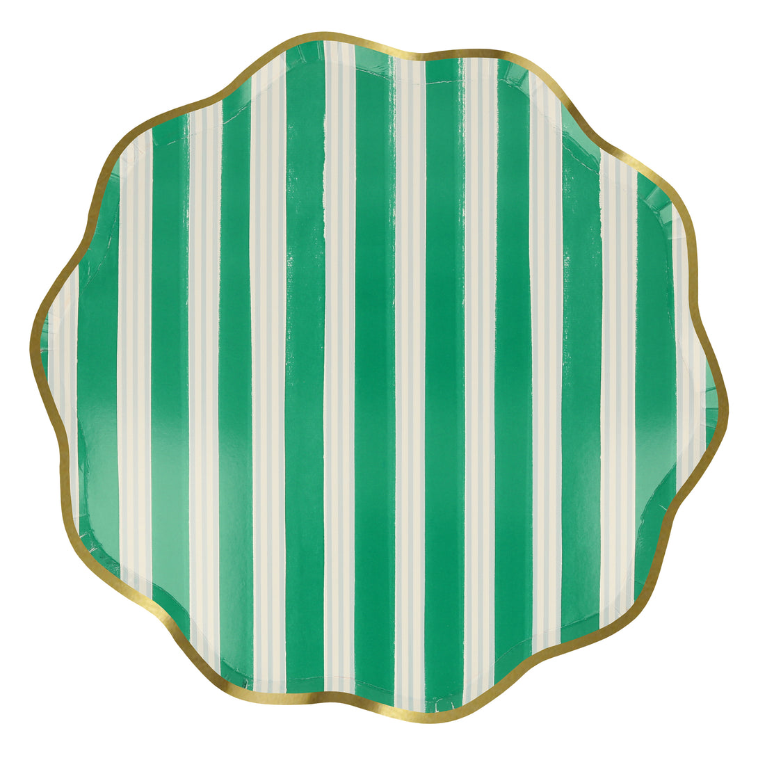 Our Christmas  paper plates feature stylish stripes in festive colours, wavy edges and shiny gold foil borders.