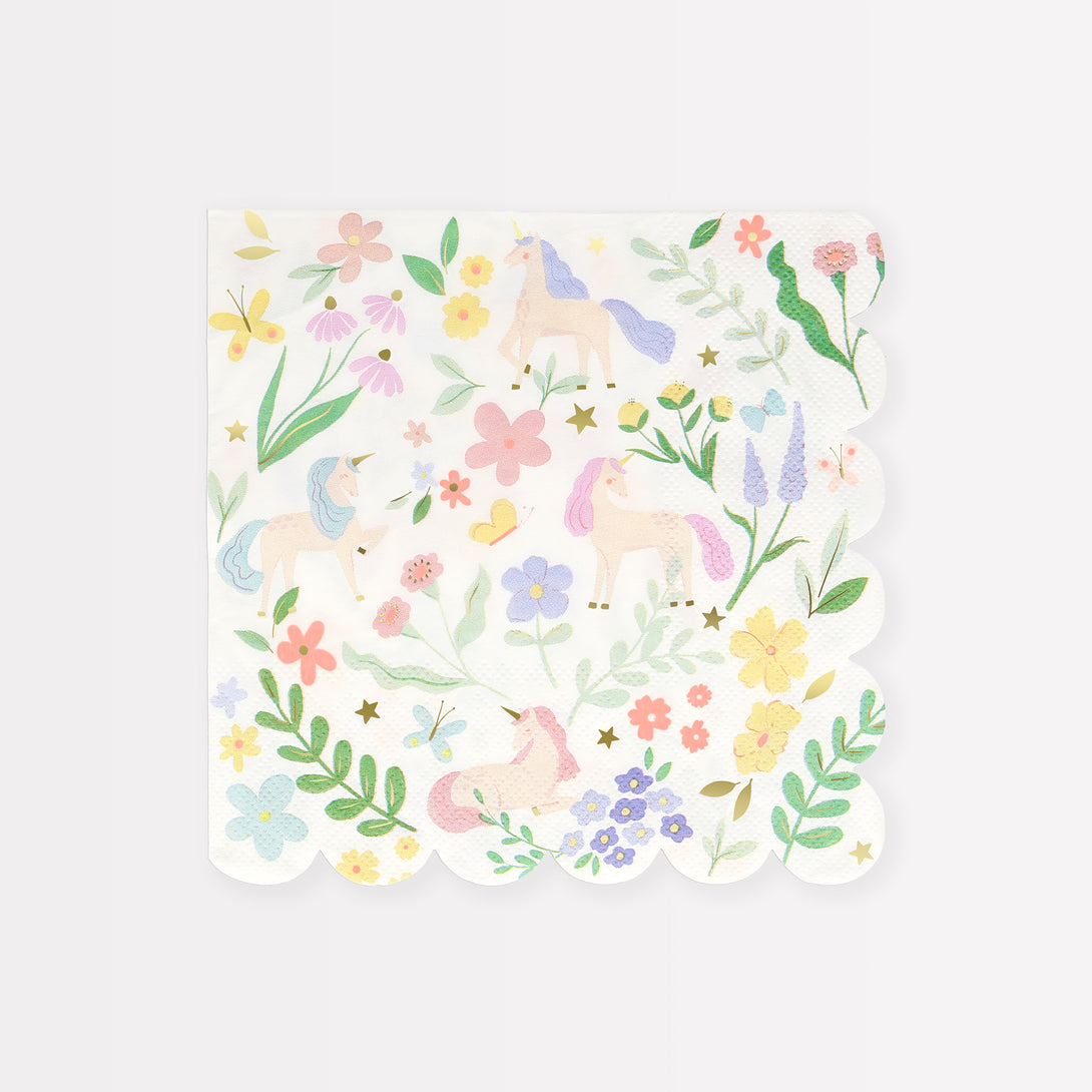 Our large unicorn napkins are ideal for a unicorn birthday party or princess party, with pretty pastels and shiny gold foil details.