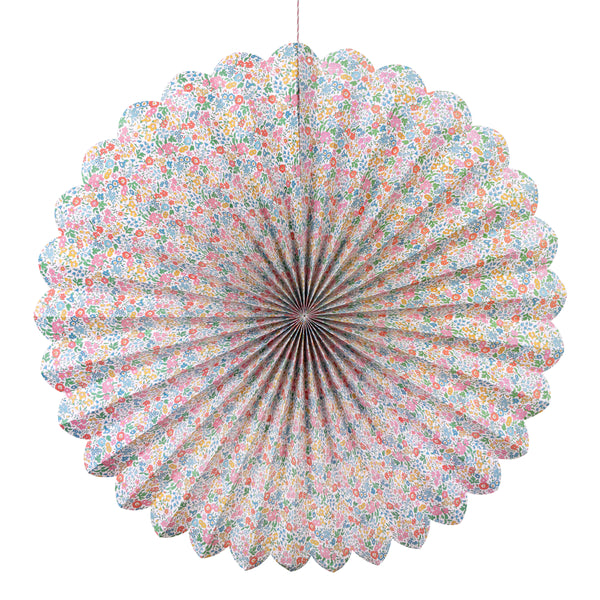 Our Liberty giant pinwheel decorations are a stylish way to decorate any celebrate, perfect for birthdays, weddings or home decor. Image4