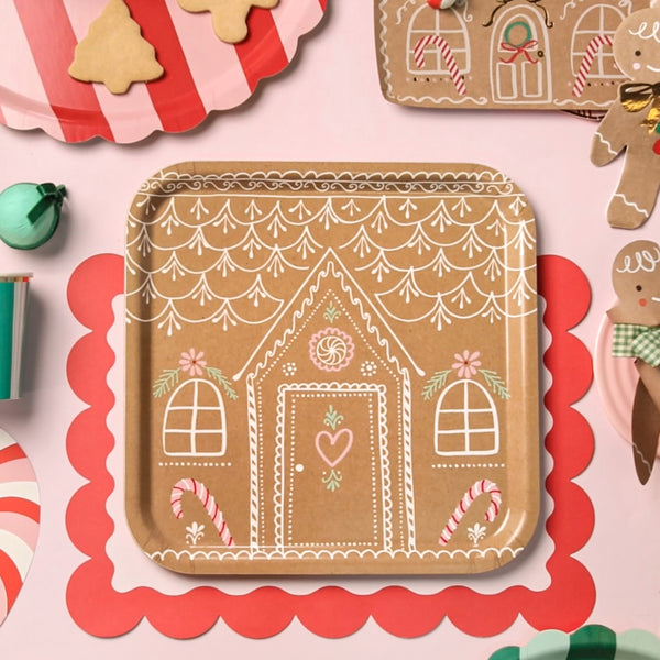 Our Christmas tray is designed to look like a gingerbread house, and is perfect to place food and drinks or, or to use as a craft tray. Image2
