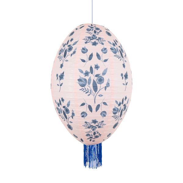 Our paper lanterns set, of three, come in mint, blue and pink, with round, wavy and oval shapes, with blue botanical illustrations and blue tassels. Image6