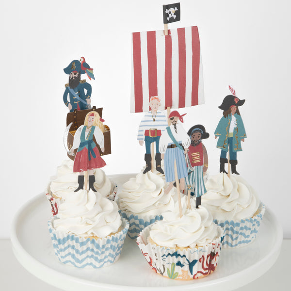 Create amazing pirate cupcakes with our cake toppers and cupcake cases.