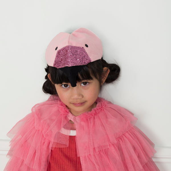 Our flamingo dress-up set includes a layered tulle winged cape and an exquisite headdress, ideal for Halloween, festivals, parties and playtime. Image2
