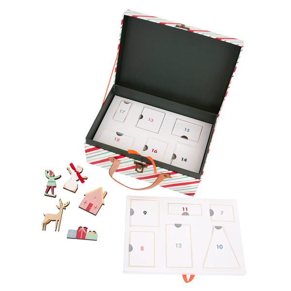Build a Christmas village scene with our wooden advent calendar, to create a beautiful wooden Christmas decoration. Image2
