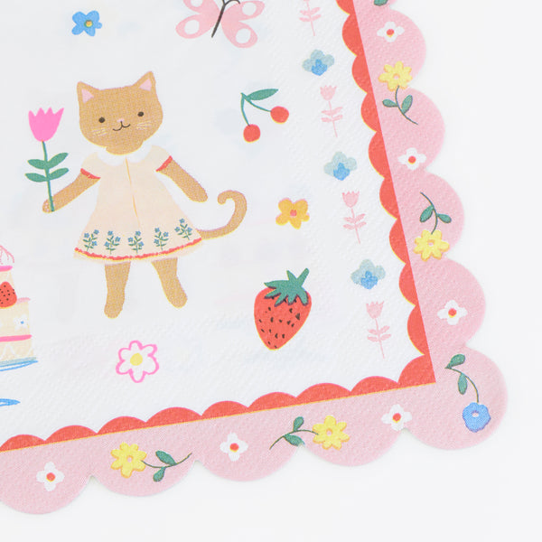 Our kitten club party set features tableware and party bags for eight, party garlands and candles, perfect for a folk themed look. 