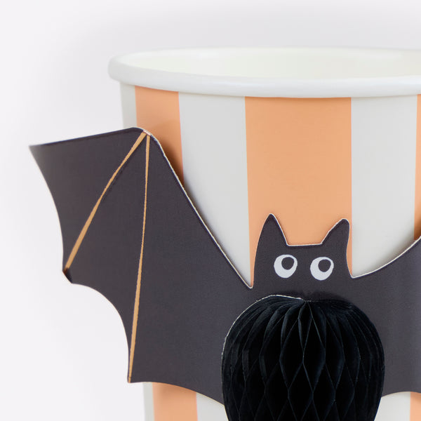 Our Halloween cups feature Halloween icons with honeycomb details, cut out shapes and lots of colour and copper foil for a great effect. Image3