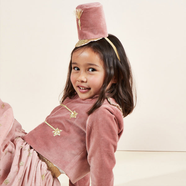 This girls' Christmas costume is made from velvet, tulle and gold lamé. Image4