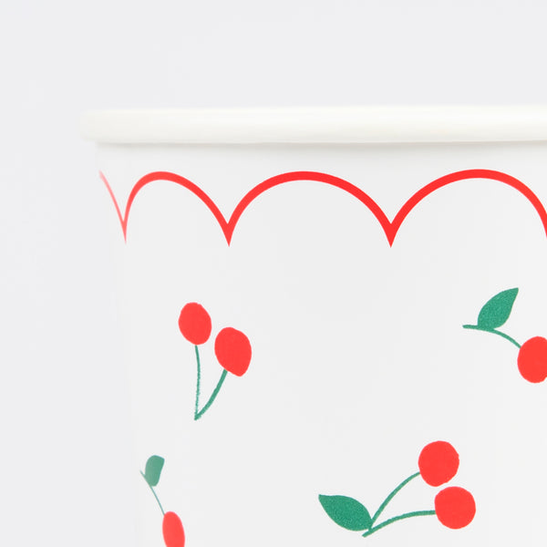 Serve hot or cold drinks in style with our paper cups with a summery cherry design. Suitable for adults and kids. Image3