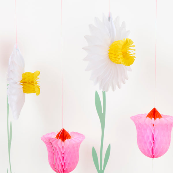 Our hanging decorations are big and beautiful honeycomb flowers, perfect to add springtime beauty to any celebration. Image2