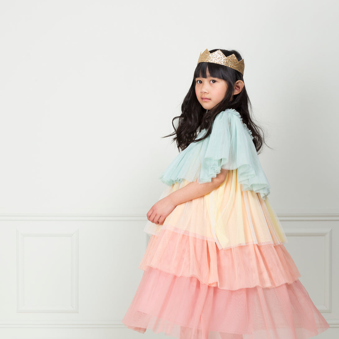 This princess costume for kids is made from colourful tulle layers and comes with a gold princess crown. Image3