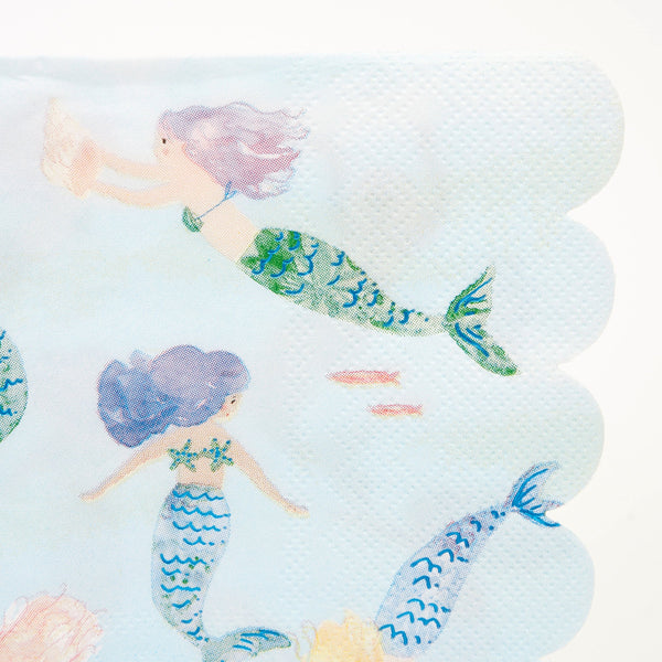 Our mermaid party supplies bundle includes mermaid tableware and a mermaid garland.  Image9