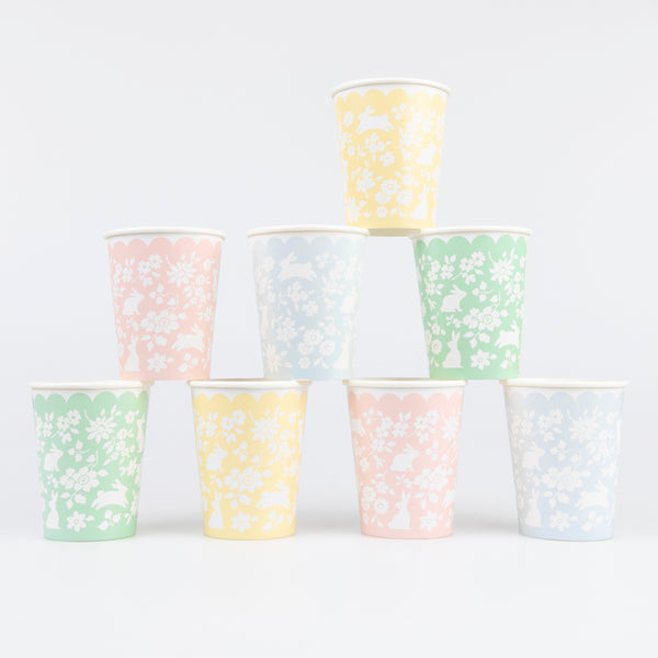 Use our pretty paper cups, with a ditsy floral and bunny design, to add to your Easter dinner, suitable for cold and hot drinks. Image1