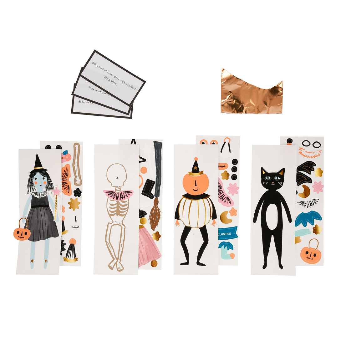 These crackers are filled with sensational Halloween gifts, and decorated with Halloween icons.