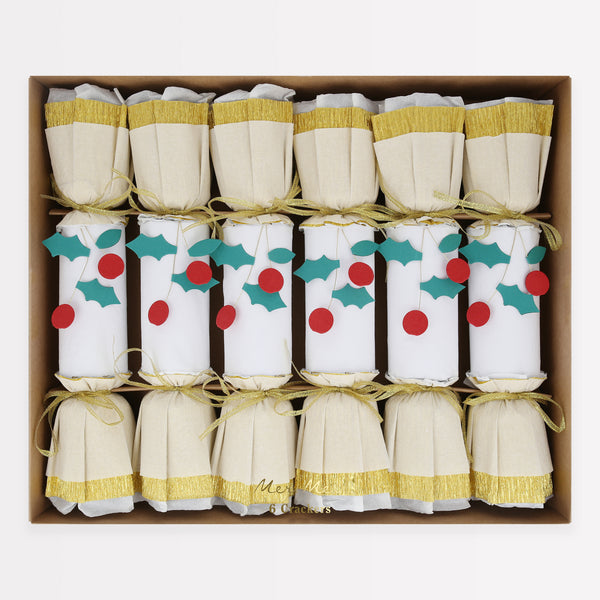 Our luxury holly Christmas crackers feature gold crepe paper and bows, and each contain a gold party hat, joke and a Christmas brooch.