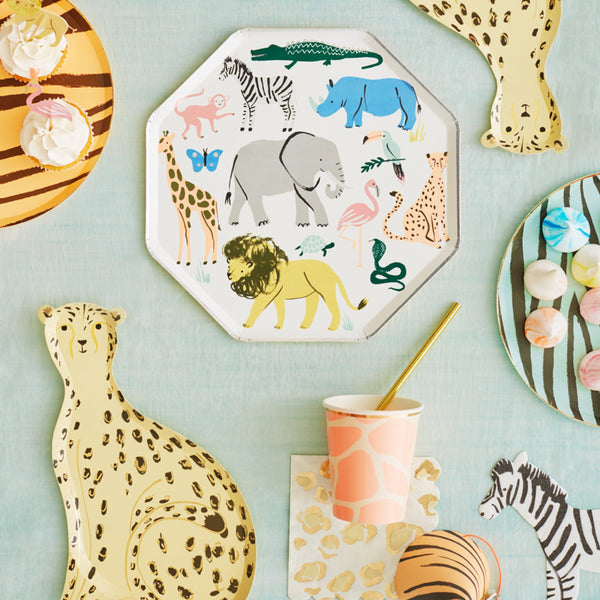 No safari party would be complete without our special animal plates. Image2