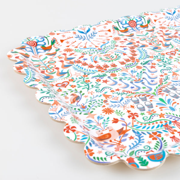 Our small tray, made from wood, has a Liberty Christmas design with a stylish scalloped edge. Image3