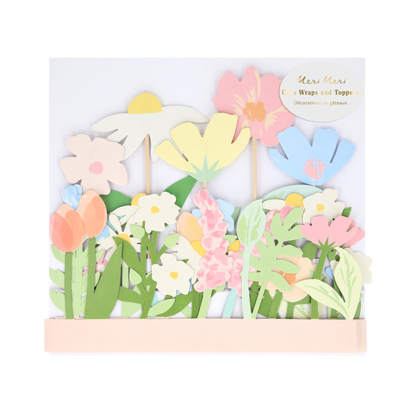 Our special cake decoration set includes 5 flower cake toppers and flower cake wraps to instantly decorate your cake. Image5
