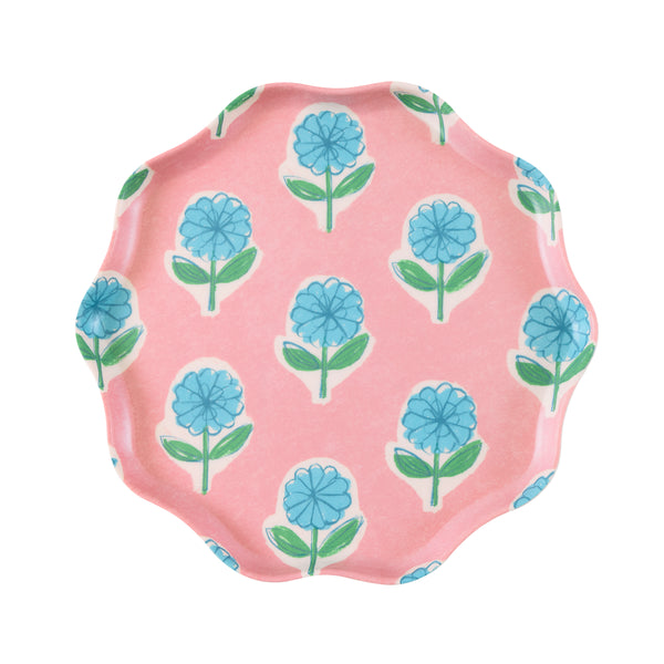 Our small reusable plates feature summery floral designs that are ideal for chic celebrations including garden parties and afternoon tea. Image5