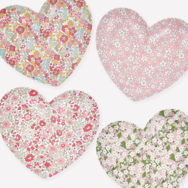 Use our reusable plates, in heart-shaped designs with Liberty designs, to add to your Valentine's Day decor. Image1