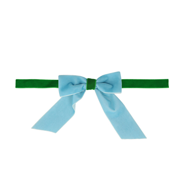 Our velvet bows make versatile Christmas gift box decoration ideas. Image7