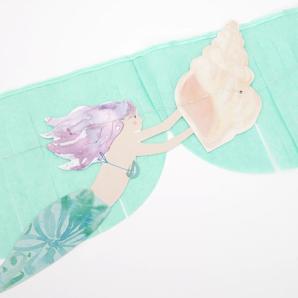 Our mermaid party supplies bundle includes mermaid tableware and a mermaid garland.  Image3