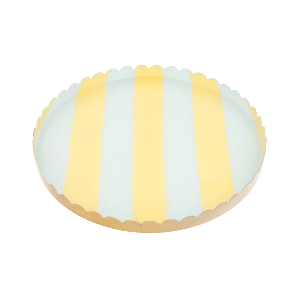 Our enamel tray, made from metal with a clear enamel coating, features pastel blue and mint stripes, for a classic look. Image3