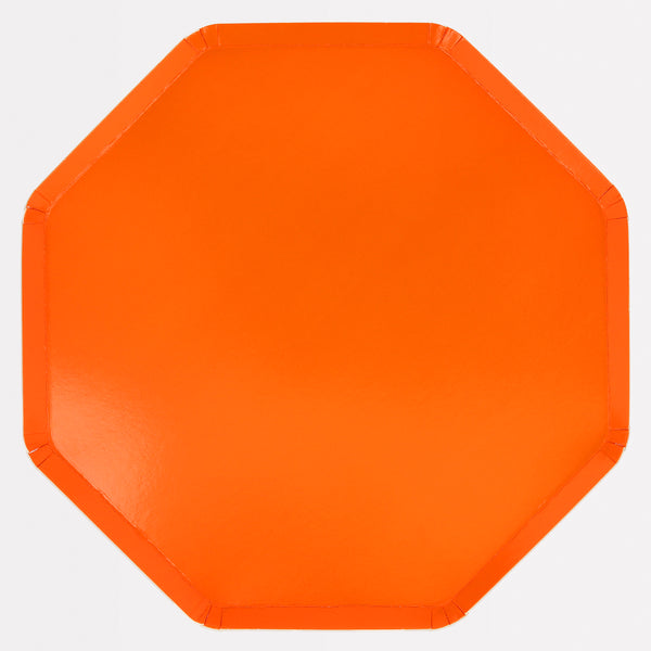 Our orange dinner plates will give warmth and colour to any special party. Image1