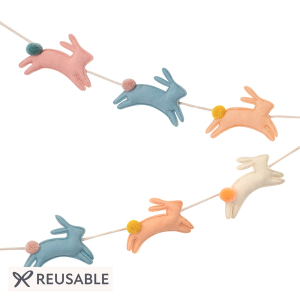 Our Easter garland, with felt bunnies, is the perfect Easter decoration. Image1