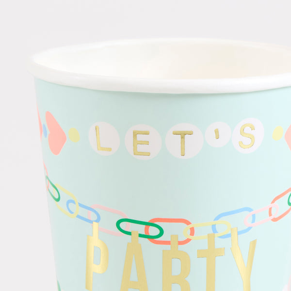 Our special party set feature colourful charm illustations with pops of gold foil, with tableware and party bags for eight and stylish decorations. Image8