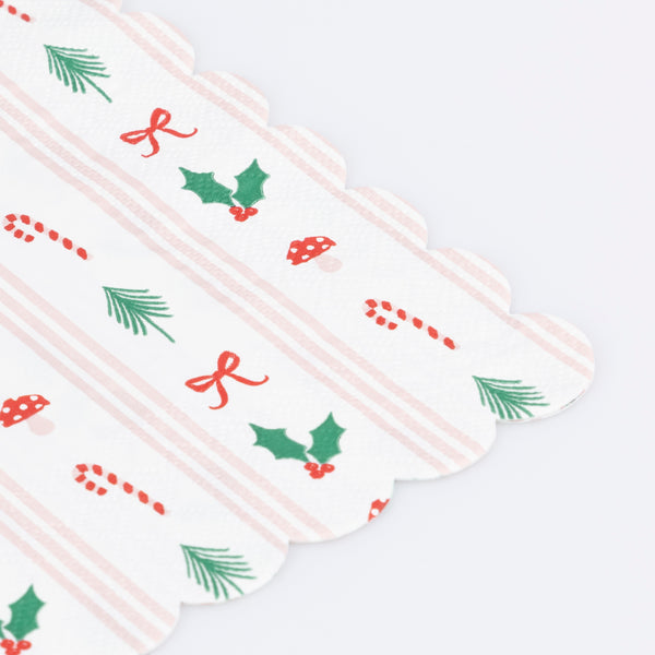 Our Christmas napkins have a nostalgic Christmas motif design and a scalloped edge, for a stylish touch to your party. Image2