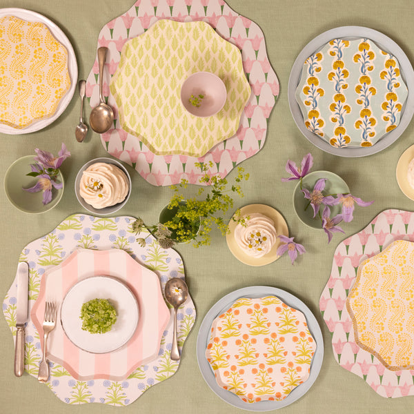 Our party plates, made with 450gsm high-quality paper, feature floral Molly Mahon patterns, perfect for garden parties or bridal showers. Image2