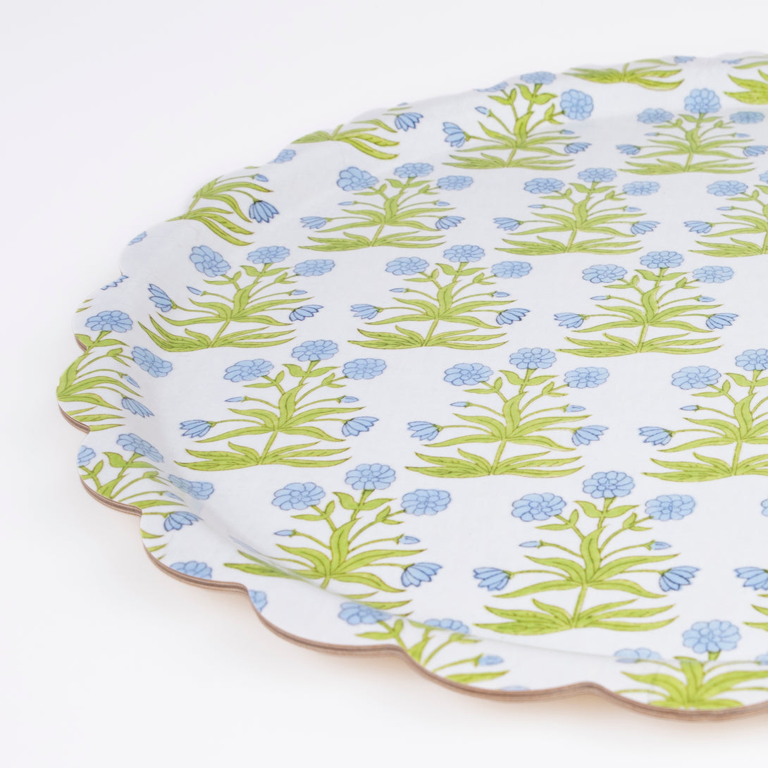 Our floral tray, with a pretty Molly Mahon floral pattern,  is made from wood with a melamine coating.