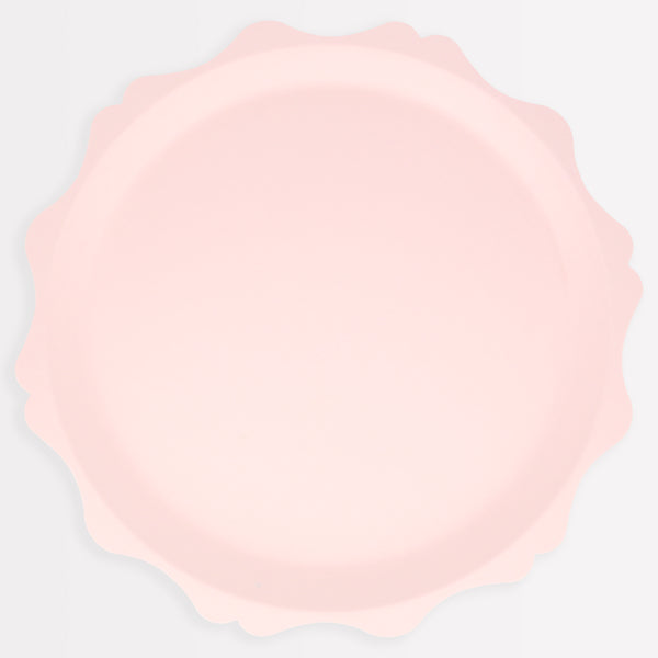 Our pink dinner plates, made from bamboo and sugar cane, have a decorative edge, and are ideal for baby shower plates.