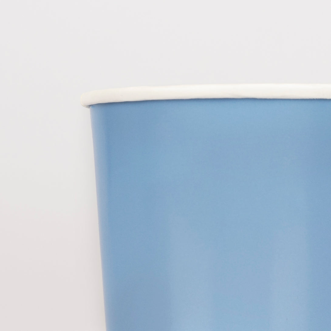 Our paper cups, in a beautiful blue shade, are ideal as for any party.