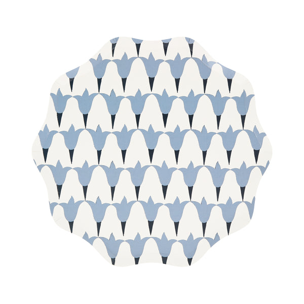 Our party plates, made with 450gsm high-quality paper, feature floral Molly Mahon patterns, perfect for garden parties or bridal showers. Image9