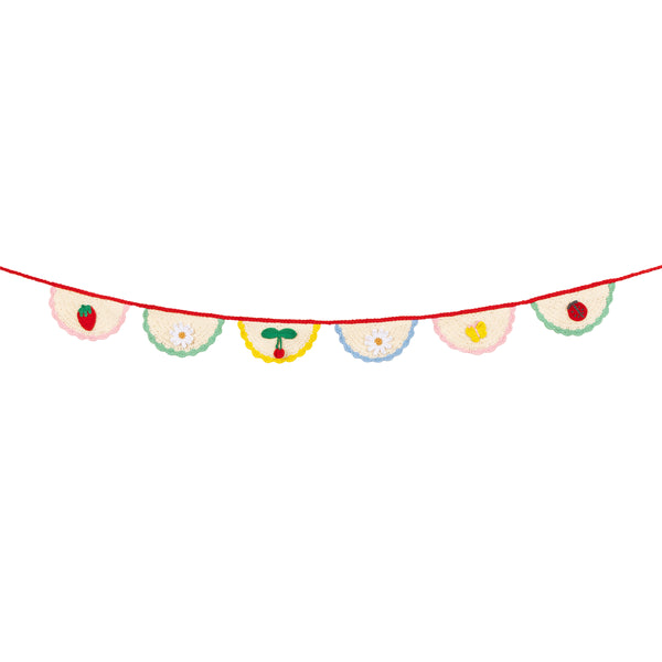 Our crochet garland features scalloped pennants with colourful designs, presented in an organza drawstring bag, a beautiful decoration. Image5