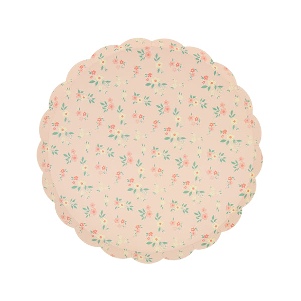 Use our pretty floral plates, made from high-quality paper, in a side plate size, for all your stylish parties. Image4