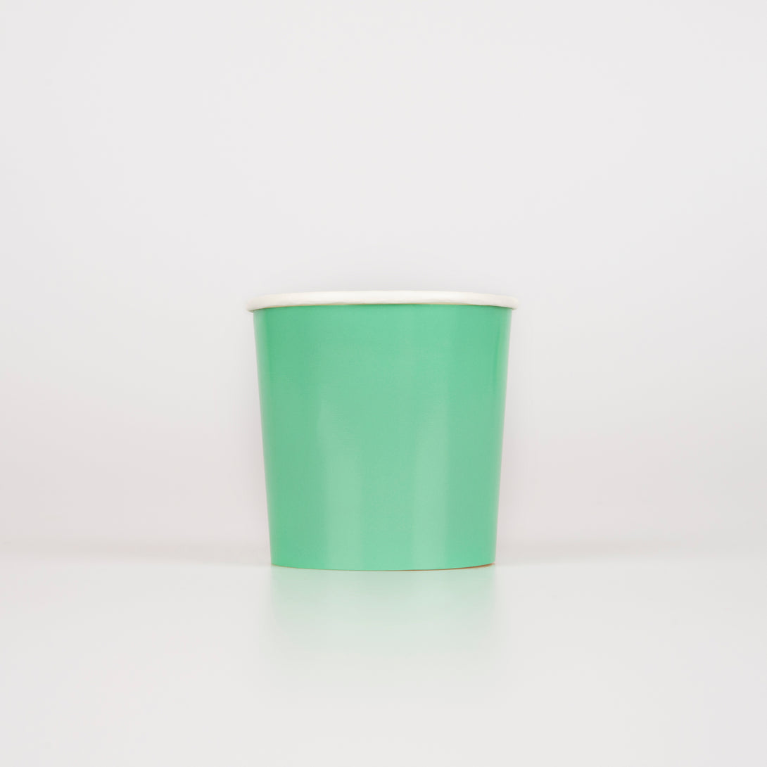 Our paper cups, in green, are ideal as St Patricks Day cups or as kids cups for any party.