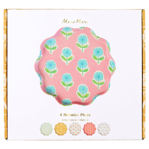 Our large reusable plates, with summery floral designs inspired by Indian block prints, are ideal for chic celebrations time after time. Image9