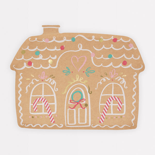 These Christmas plates are made in the shape of a gingerbread house, perfect to delight all the family.