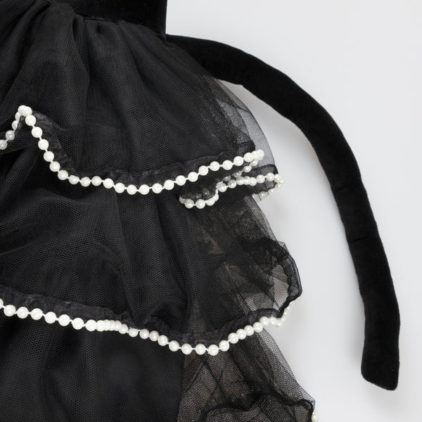 Look purr-fect in this Halloween costume, a black skirt with a detachable cat tail and a black velvet cat ear headband. Image3
