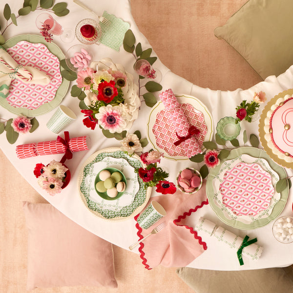 Our Christmas side plates, made from heavyweight paper, feature Molly Mahon block print designs in seasonal colours for a stylish look. Image2