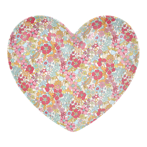 Use our reusable plates, in heart-shaped designs with Liberty designs, to add to your Valentine's Day decor. Image4