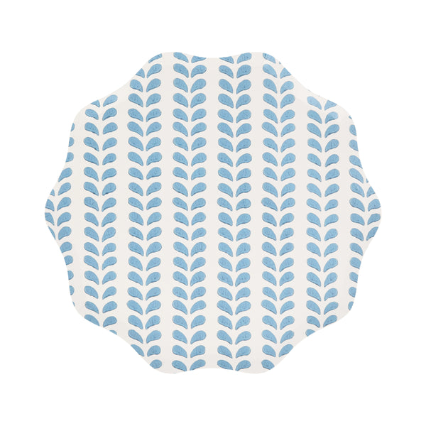 Our party plates, made with 450gsm high-quality paper, feature floral Molly Mahon patterns, perfect for garden parties or bridal showers. Image7