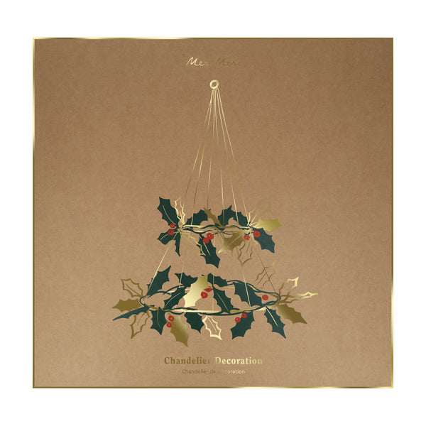 Our holly chandelier, made with metal, wood and paper, makes a beautiful hanging Christmas decoration. Image4