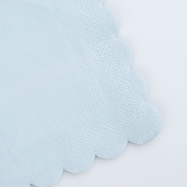 Our large party napkins, in summer sky blue, have a stylish scalloped edge - perfect for baby showers or birthday parties. Image2