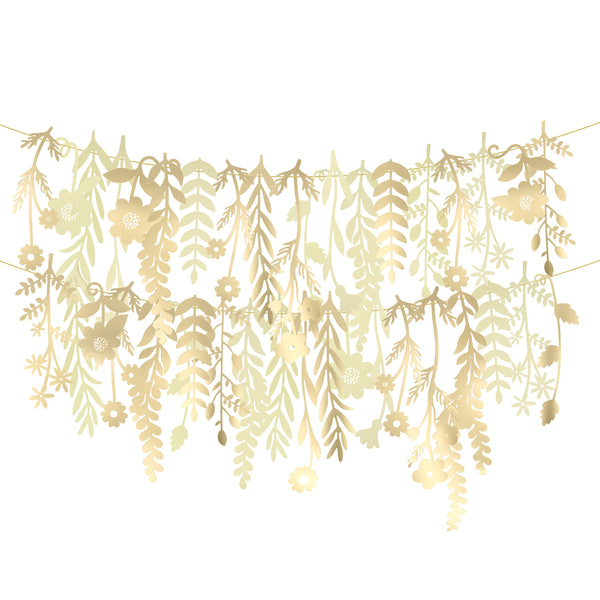 Our golden flower and foliage paper set is ideal to decorate a golden wedding anniversary, bridal shower or birthday party.