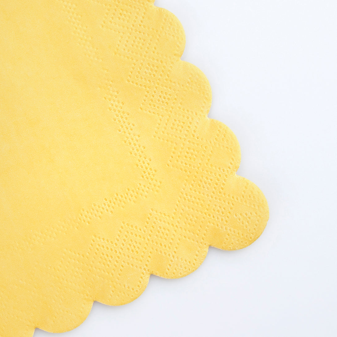 Our paper napkins, in bright yellow, have a stylish scalloped edge - ideal for baby showers or birthday parties.