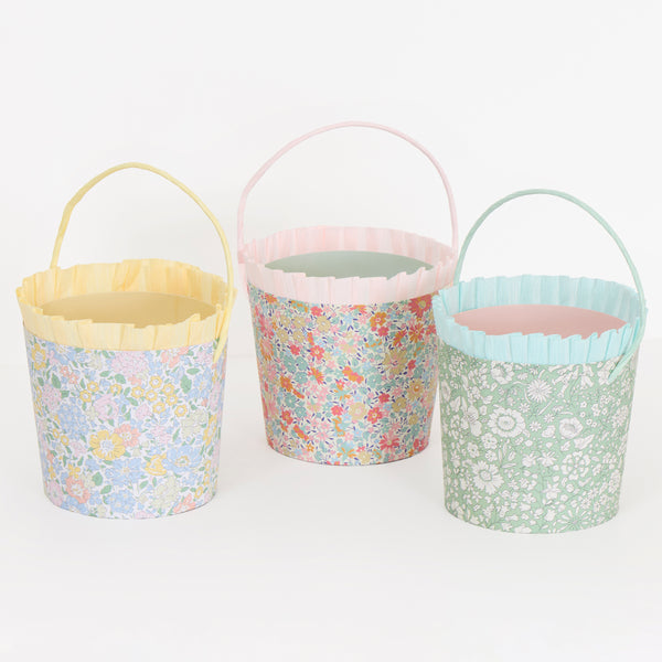 Our paper Easter egg baskets feature Liberty floral designs, perfect for egg collecting, Easter decorations and to use as Easter gift bags. Image5