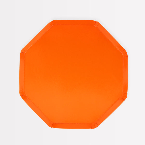 Our small paper plates, in a lovely orange shade, are ideal for any happy celebration. Image1